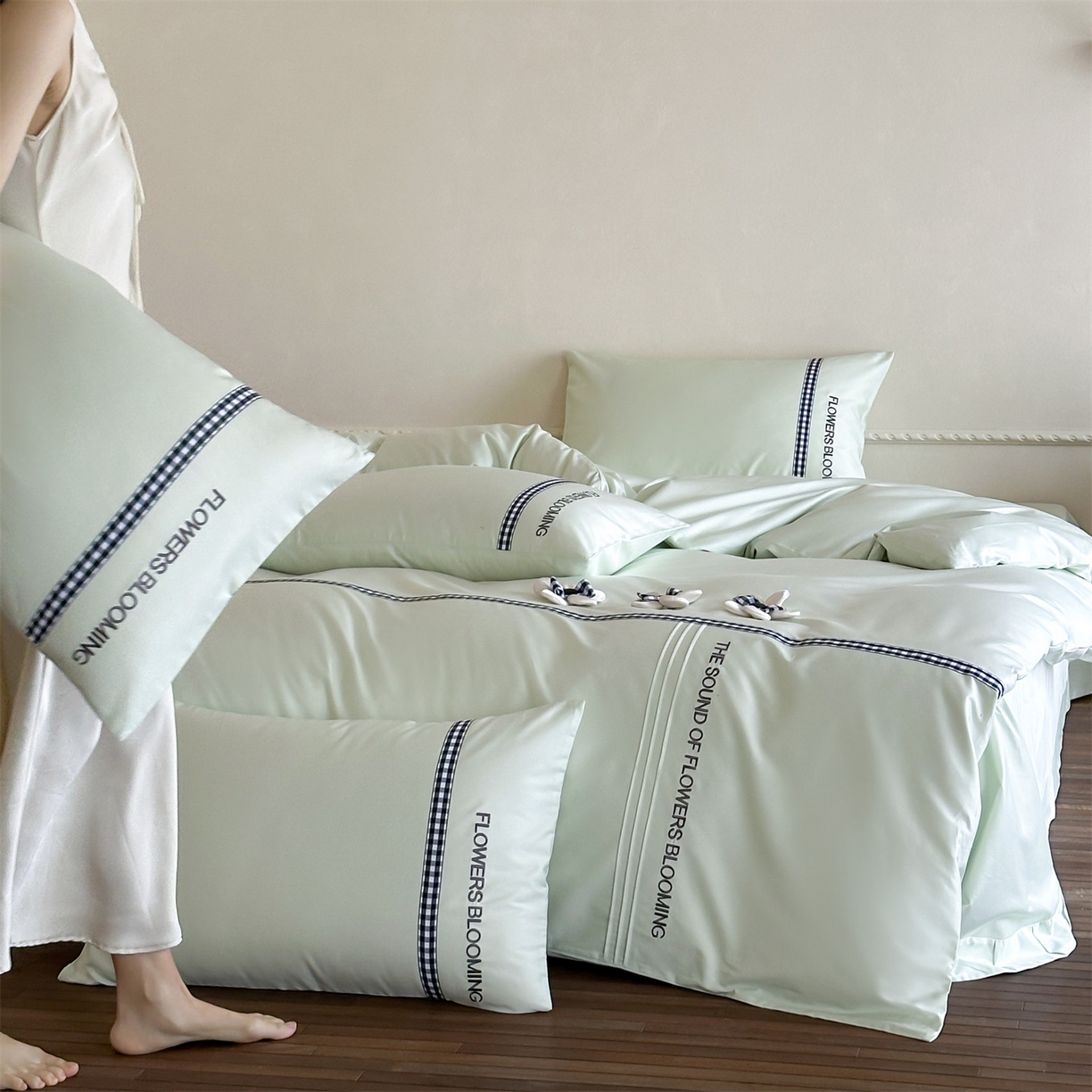 91家纺网 家纺一手货源 找家纺 名品优仓 2026春夏新款新疆长绒棉纯棉刺绣四件套-魅朵 魅朵一清新绿