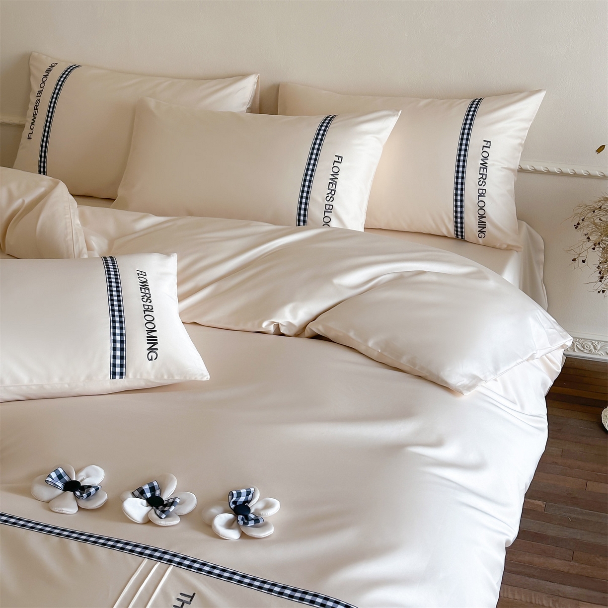 91家纺网 家纺一手货源 找家纺 名品优仓 2026春夏新款新疆长绒棉纯棉刺绣四件套-魅朵 魅朵一奶油粉