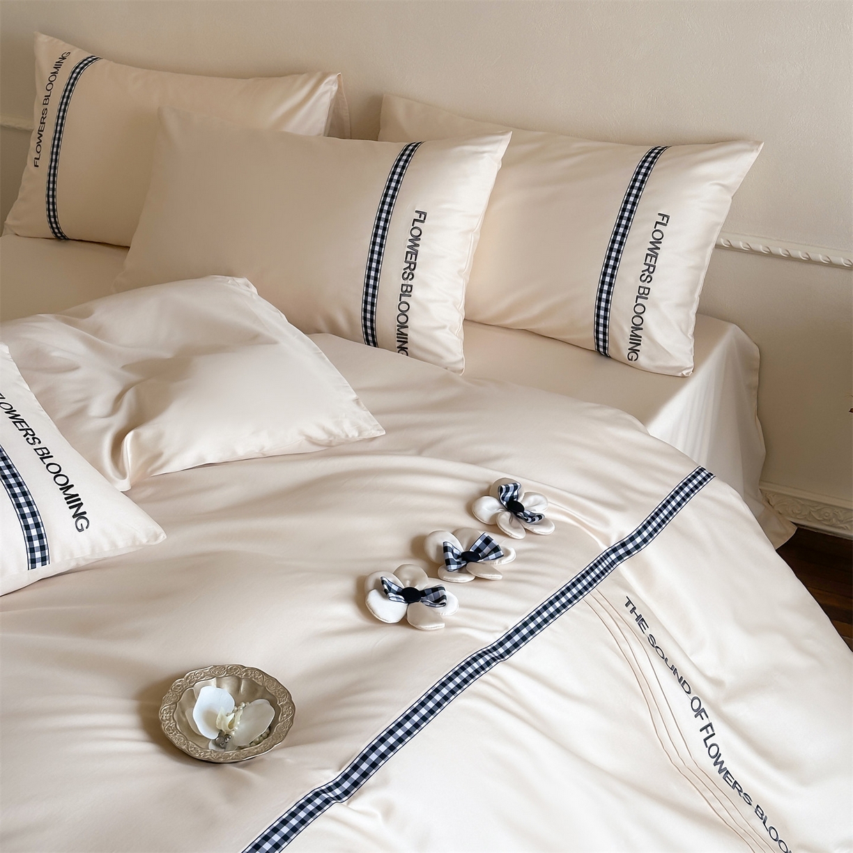 91家纺网 家纺一手货源 找家纺 名品优仓 2026春夏新款新疆长绒棉纯棉刺绣四件套-魅朵 魅朵一奶油粉