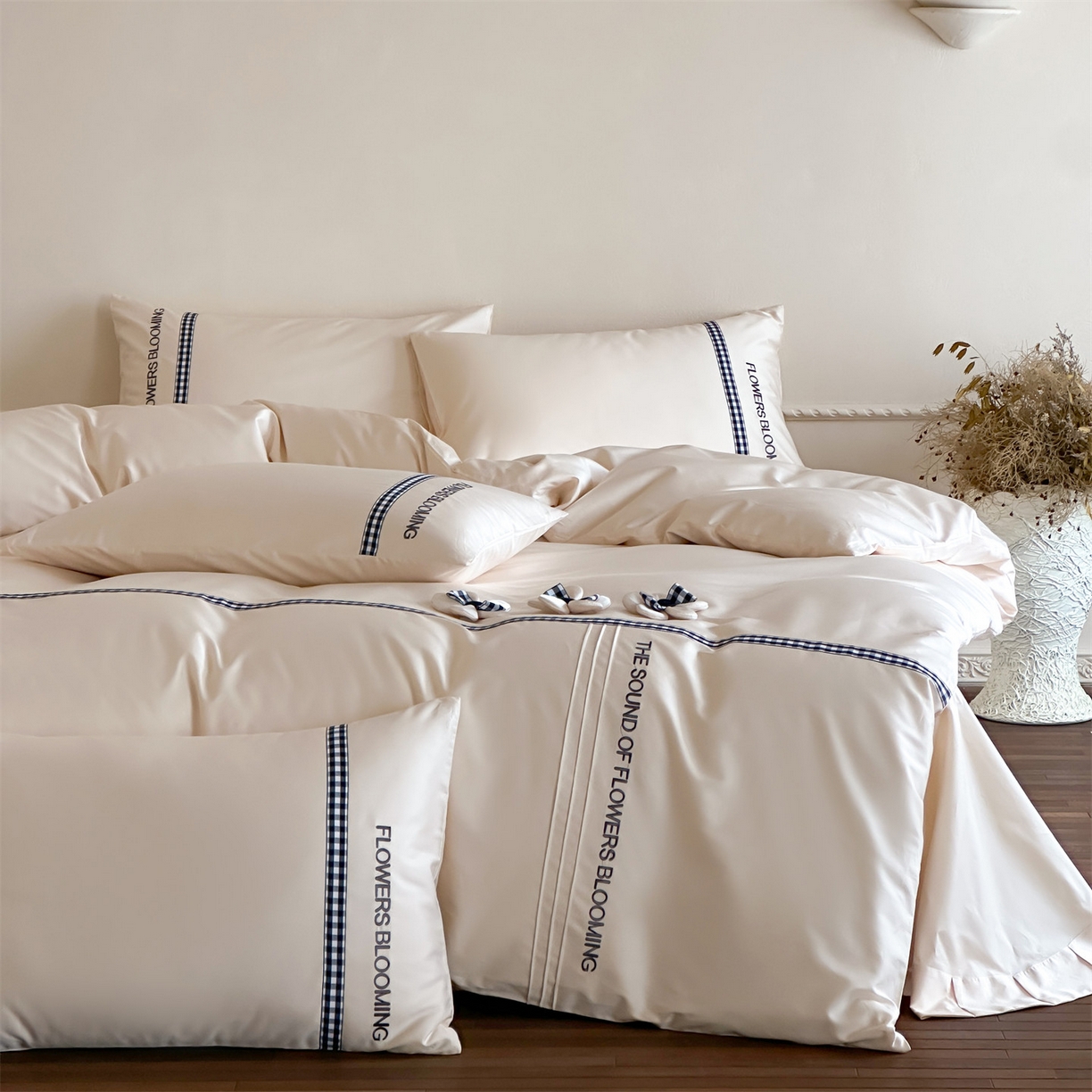 91家纺网 家纺一手货源 找家纺 名品优仓 2026春夏新款新疆长绒棉纯棉刺绣四件套-魅朵 魅朵一奶油粉