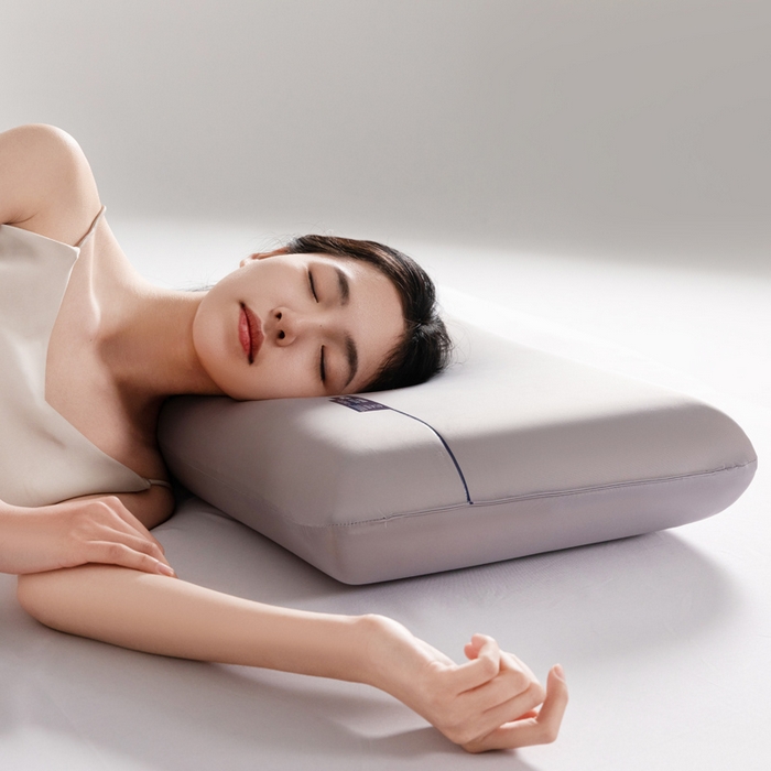 91家纺网 家纺一手货源 找家纺 初铭记忆枕 2026新款某朵同款慢回弹深睡太空记忆枕芯面包枕枕头枕芯 灰色