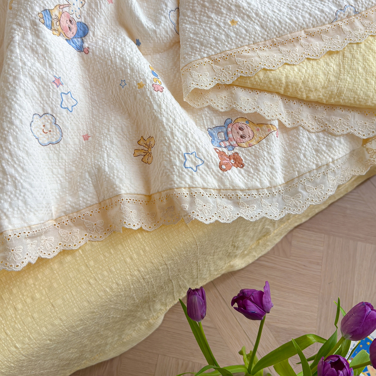 91家纺网 家纺一手货源 找家纺 （总）竹合家纺 2026新品泡芙纱夏被四件套全棉镂空花边泡泡皱皱纱夏凉被