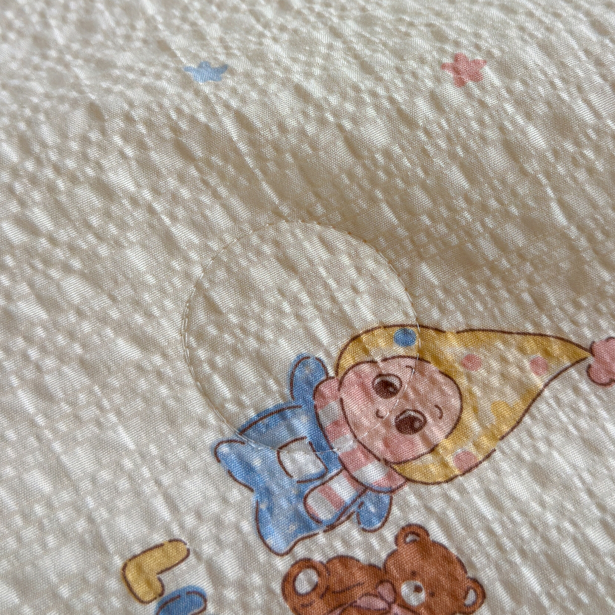 91家纺网 家纺一手货源 找家纺 （总）竹合家纺 2026新品泡芙纱夏被四件套全棉镂空花边泡泡皱皱纱夏凉被