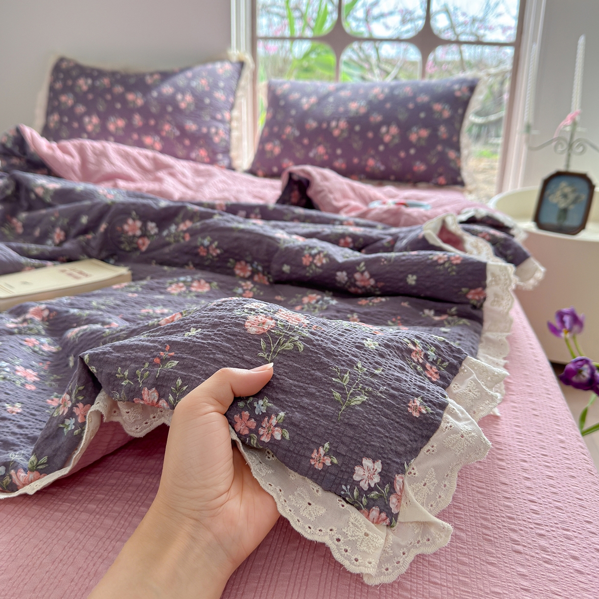 91家纺网 家纺一手货源 找家纺 （总）竹合家纺 2026新品泡芙纱夏被四件套全棉镂空花边泡泡皱皱纱夏凉被