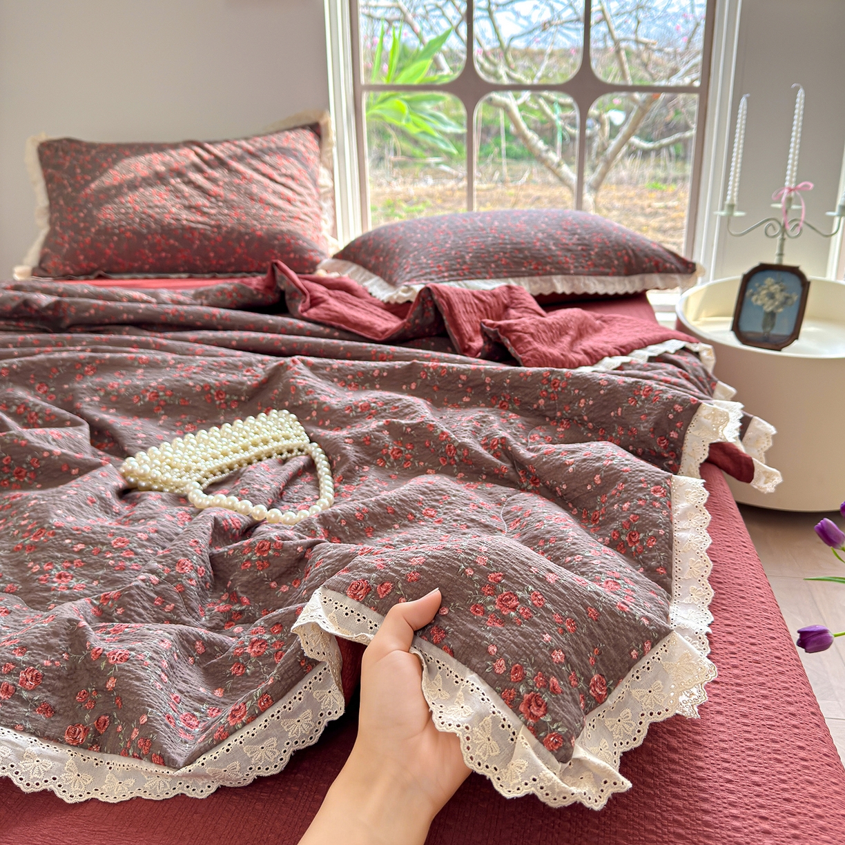 91家纺网 家纺一手货源 找家纺 （总）竹合家纺 2026新品泡芙纱夏被四件套全棉镂空花边泡泡皱皱纱夏凉被