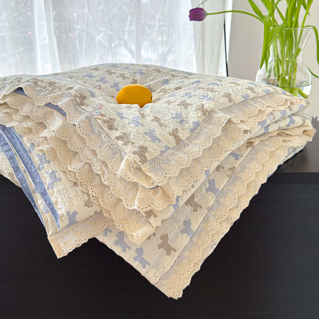 91家纺网 家纺一手货源 找家纺 竹合家纺 2026新品泡芙纱夏被四件套全棉镂空花边泡泡皱皱纱夏凉被 马上有钱