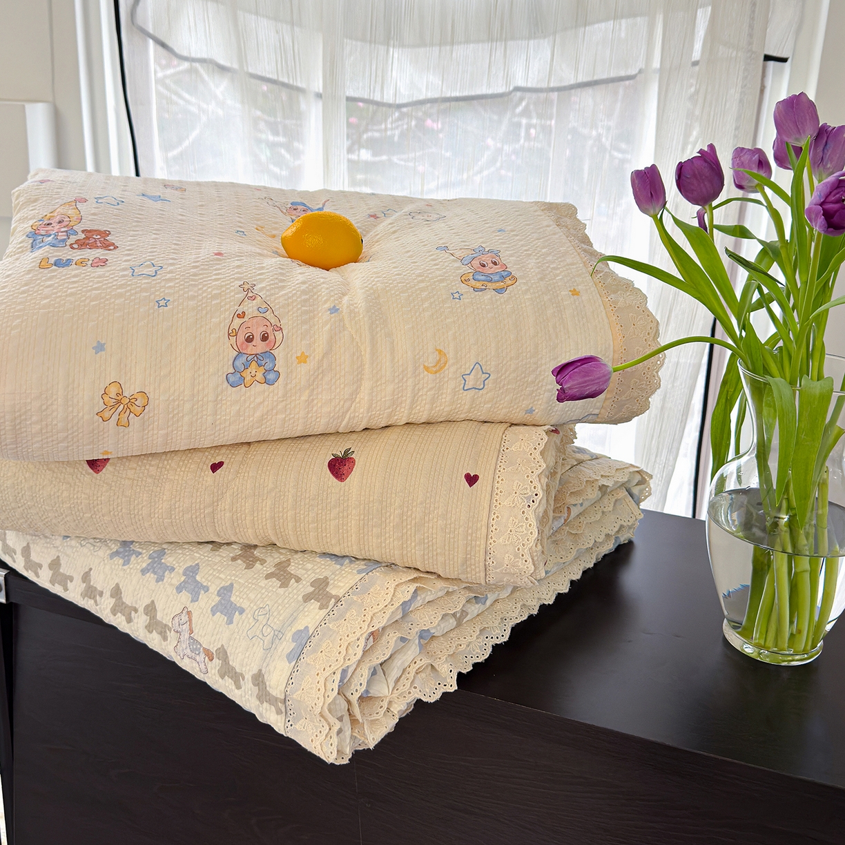 91家纺网 家纺一手货源 找家纺 竹合家纺 2026新品泡芙纱夏被四件套全棉镂空花边泡泡皱皱纱夏凉被 组合图