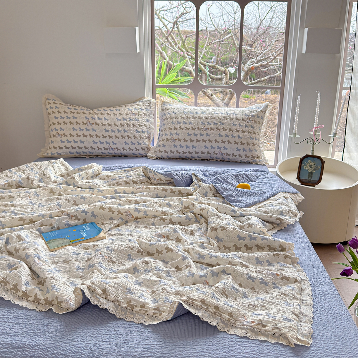 91家纺网 家纺一手货源 找家纺 竹合家纺 2026新品泡芙纱夏被四件套全棉镂空花边泡泡皱皱纱夏凉被 马上有钱