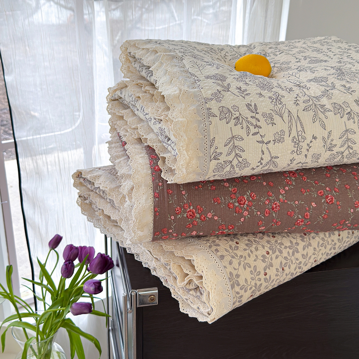 91家纺网 家纺一手货源 找家纺 竹合家纺 2026新品泡芙纱夏被四件套全棉镂空花边泡泡皱皱纱夏凉被 组合图