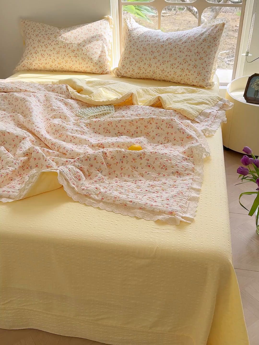 91家纺网 家纺一手货源 找家纺 竹合家纺 2026新品泡芙纱夏被四件套全棉镂空花边泡泡皱皱纱夏凉被 海棠未眠