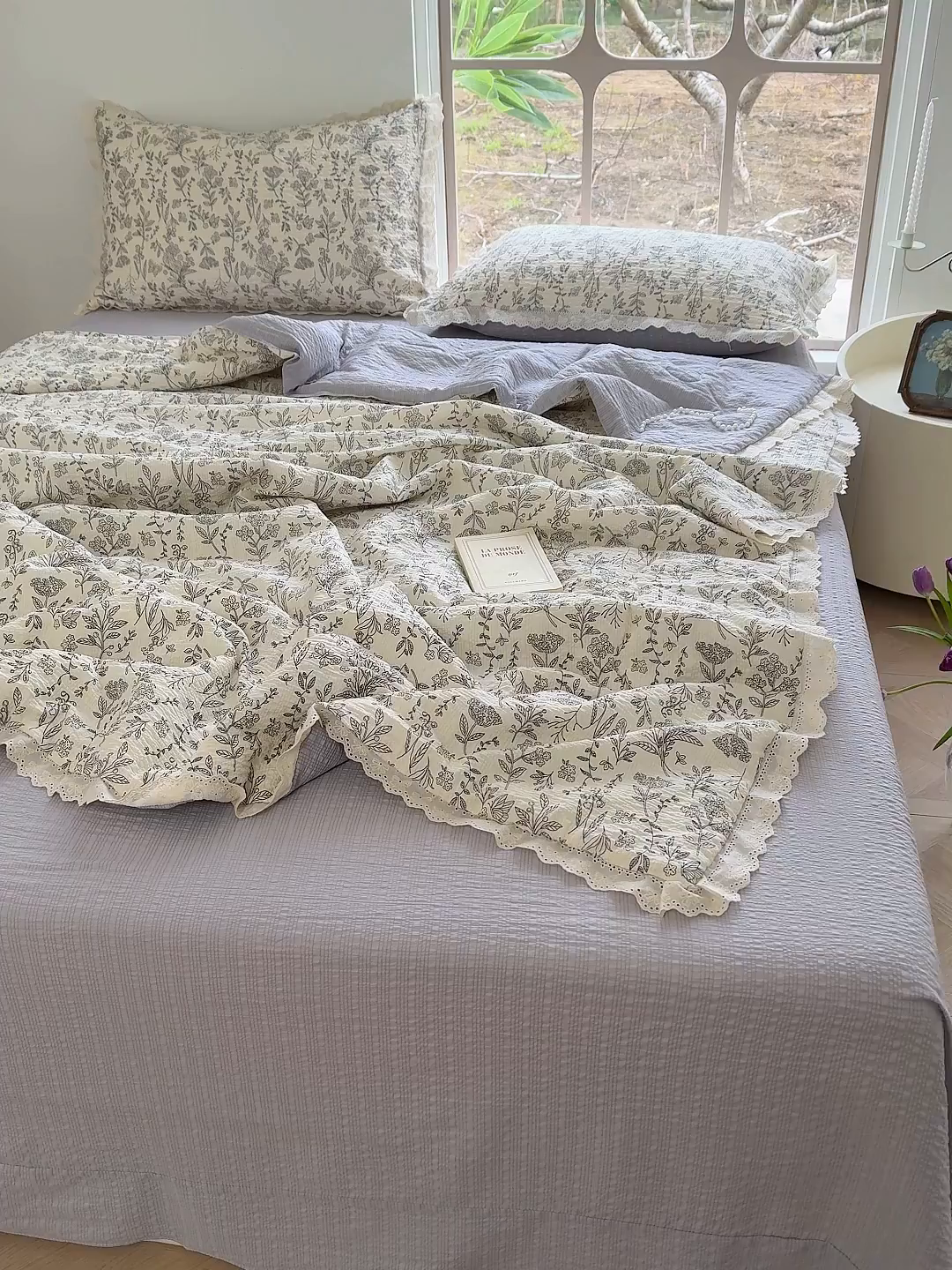 91家纺网 家纺一手货源 找家纺 竹合家纺 2026新品泡芙纱夏被四件套全棉镂空花边泡泡皱皱纱夏凉被 空谷幽兰