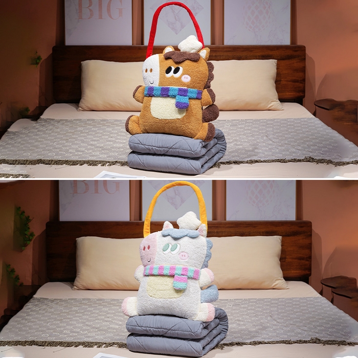 91家纺网 家纺一手货源 找家纺 （总）仟亿莱 2026新款马小厨手提抱枕被