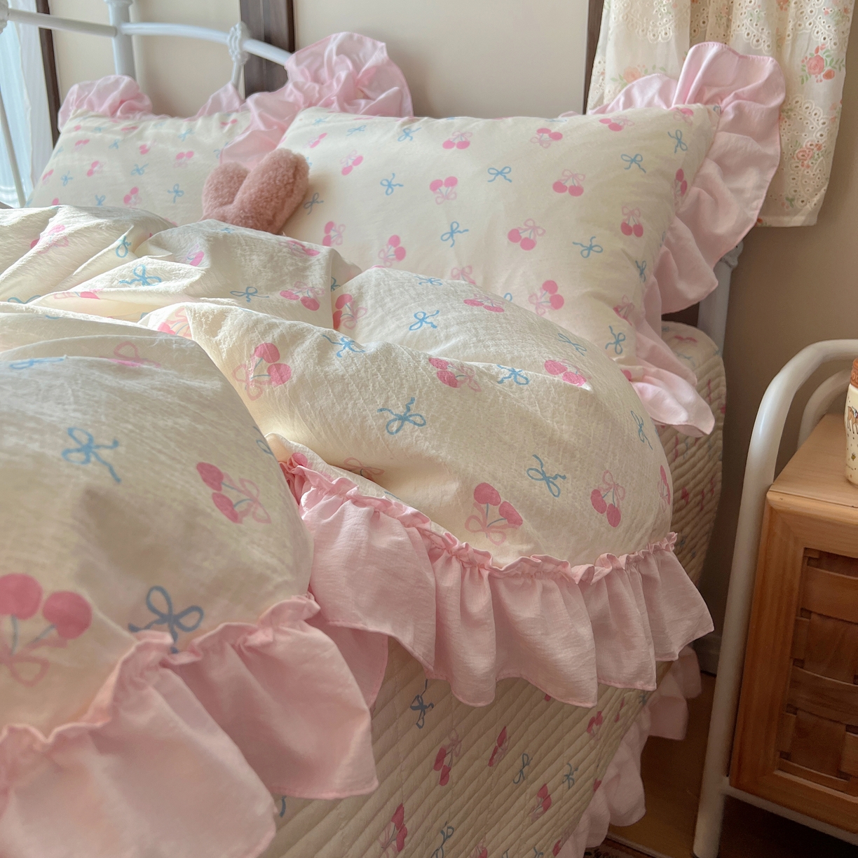 91家纺网 家纺一手货源 找家纺 （总）繁花家居 2026新款木棉泡芙感超糯叽叽花边床盖夏被四件套