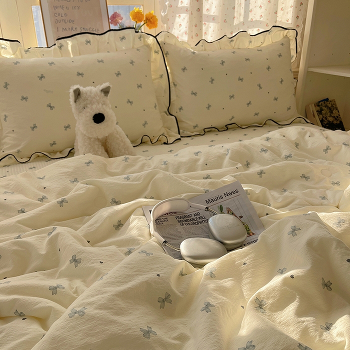 91家纺网 家纺一手货源 找家纺 繁花家居 2026新款木棉泡芙感超糯叽叽花边床盖夏被四件套 蝴蝶梦境