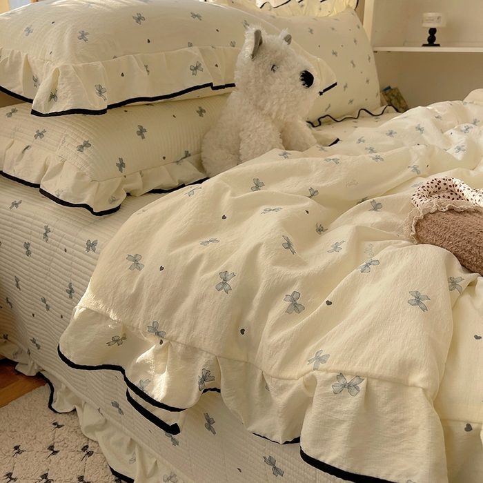 91家纺网 家纺一手货源 找家纺 繁花家居 2026新款木棉泡芙感超糯叽叽花边床盖夏被四件套 蝴蝶梦境