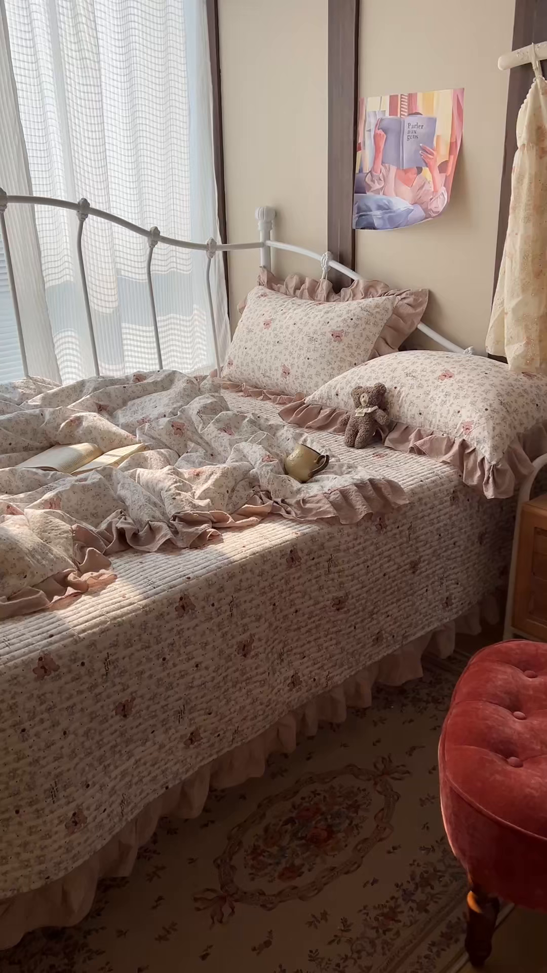 91家纺网 家纺一手货源 找家纺 繁花家居 2026新款木棉泡芙感超糯叽叽花边床盖夏被四件套 花熊小记