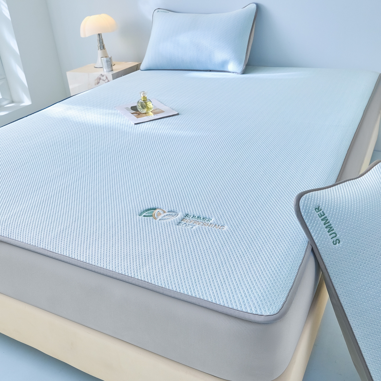 91家纺网 家纺一手货源 找家纺 （总）欧邦 2026新款PE中分子刺绣款冰豆豆床笠夏被套件-序叶系列