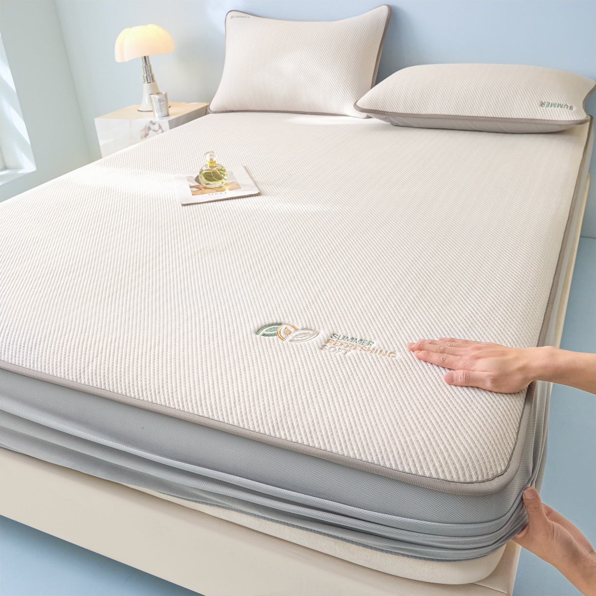 91家纺网 家纺一手货源 找家纺 欧邦 2026新款PE中分子刺绣款冰豆豆床笠夏被套件-序叶系列 序叶-咖