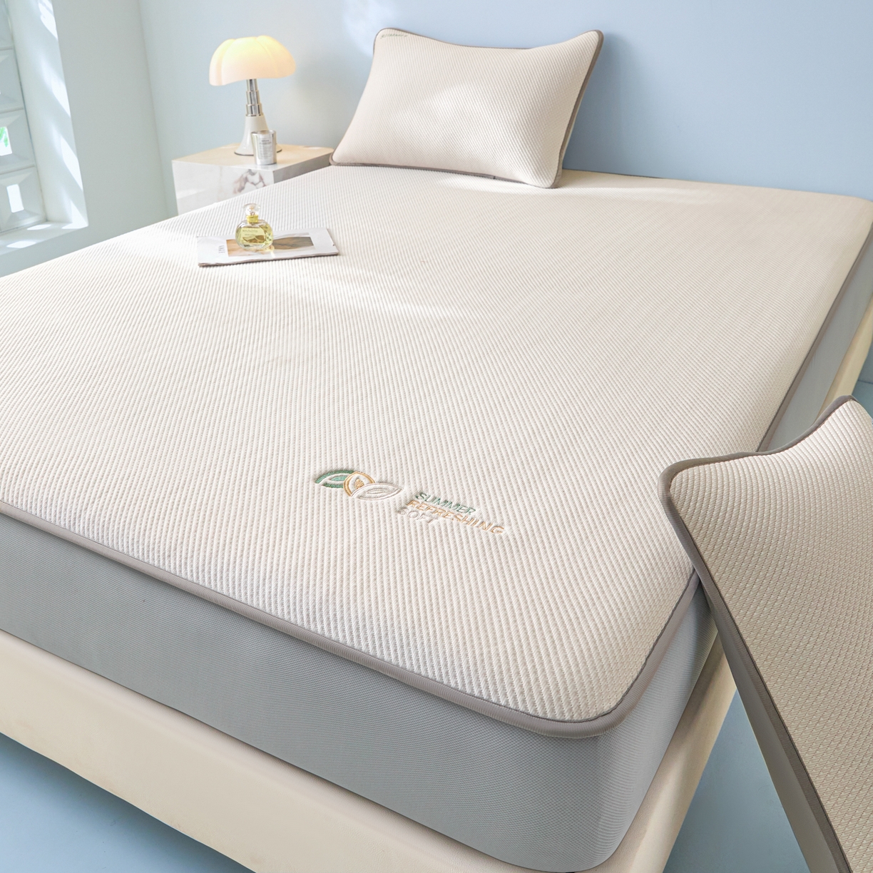 91家纺网 家纺一手货源 找家纺 欧邦 2026新款PE中分子刺绣款冰豆豆床笠夏被套件-序叶系列 序叶-咖