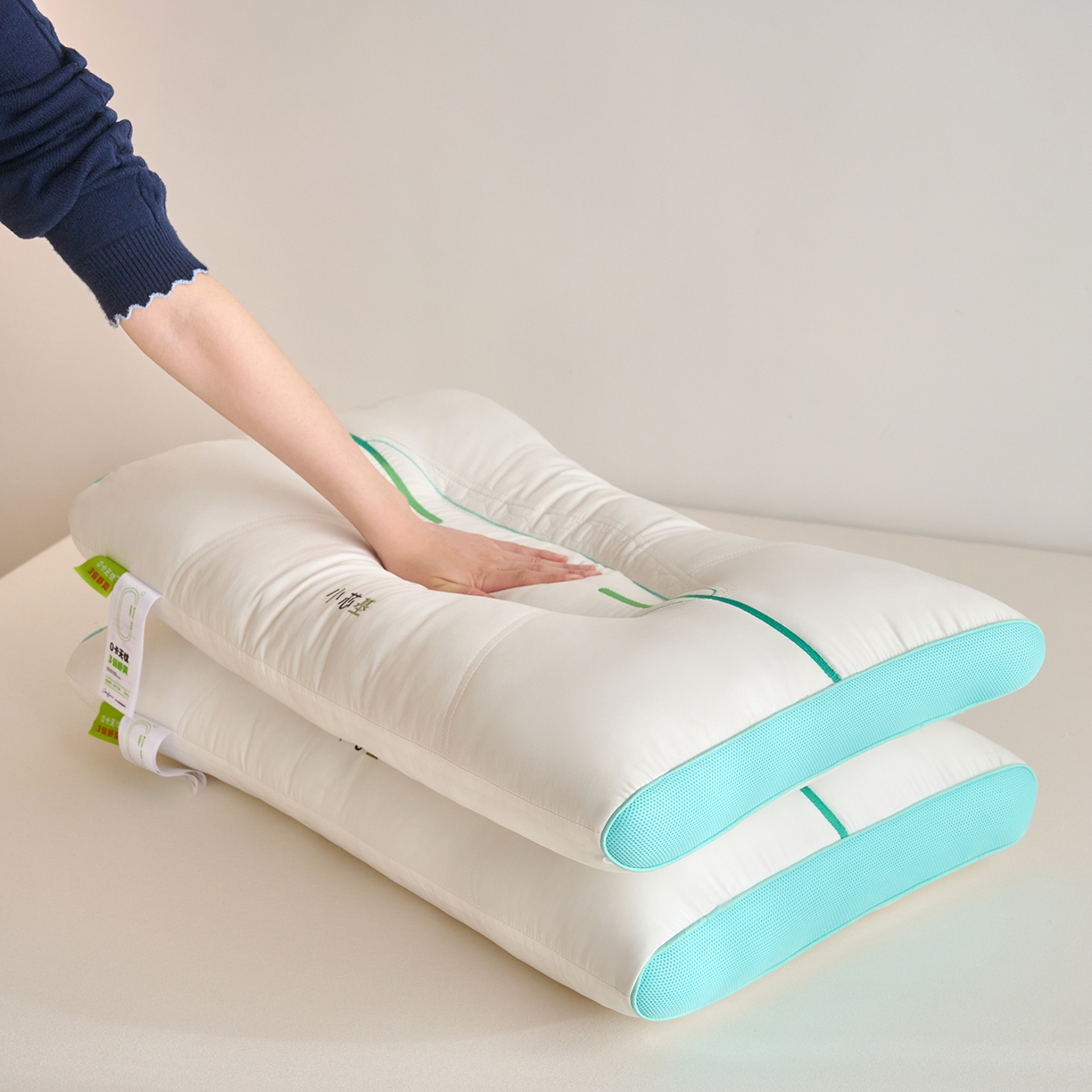 91家纺网 家纺一手货源 找家纺 （总）鼎晟纺 2026新款小芯基定型护颈枕枕头枕芯