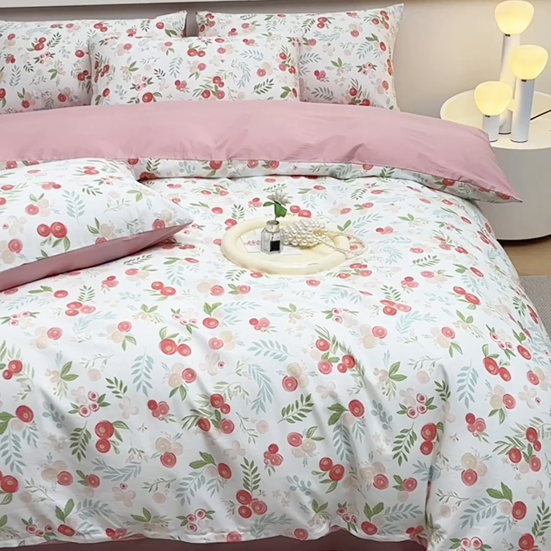 91家纺网 家纺一手货源 找家纺 宇彬家纺 2026直播新款13372A类全棉纯棉印花床单床笠款四件套和单被套喷气清新简约 繁櫻似梦