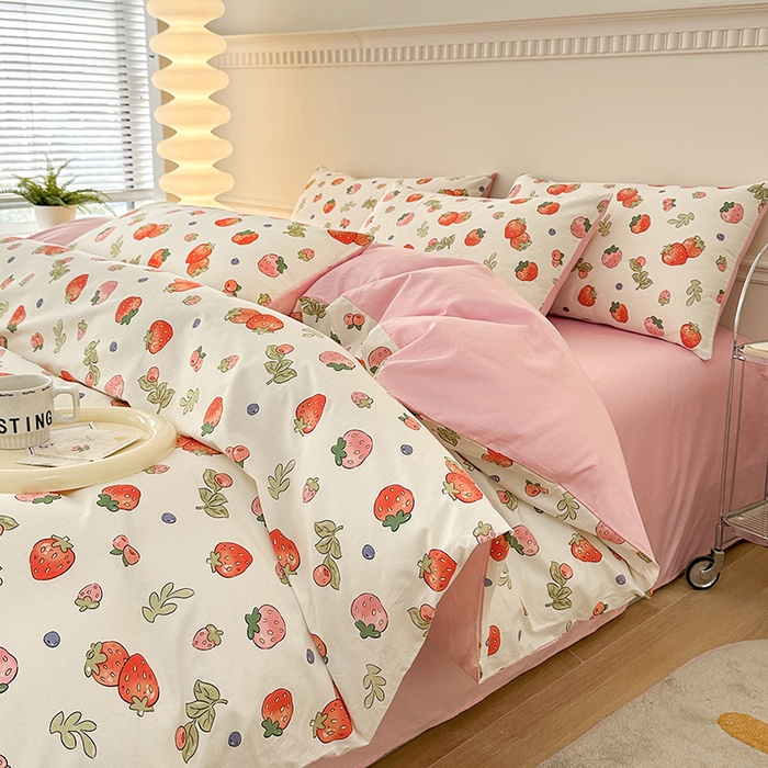 91家纺网 家纺一手货源 找家纺 宇彬家纺 2026直播新款13372A类全棉纯棉印花床单床笠款四件套和单被套喷气清新简约 莓果缤纷