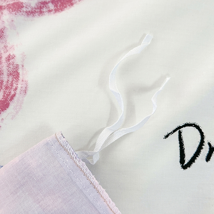 91家纺网 家纺一手货源 找家纺 宇彬家纺 2026直播新款13372A类全棉纯棉印花床单床笠款四件套和单被套喷气清新简约 甜蜜的梦