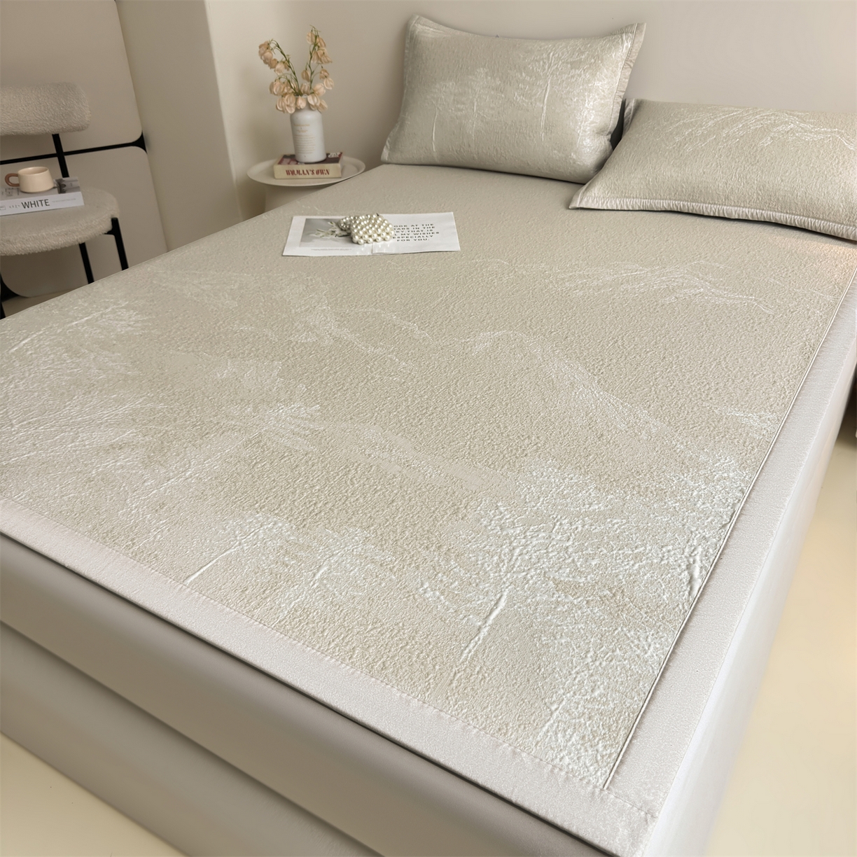 91家纺网 家纺一手货源 找家纺 慕木家纺 2026新品高端复合三明治PE乙纶双面提花610克冰豆豆凉席水墨丹青系列（提供买家秀） 床席款水墨丹青-卡其