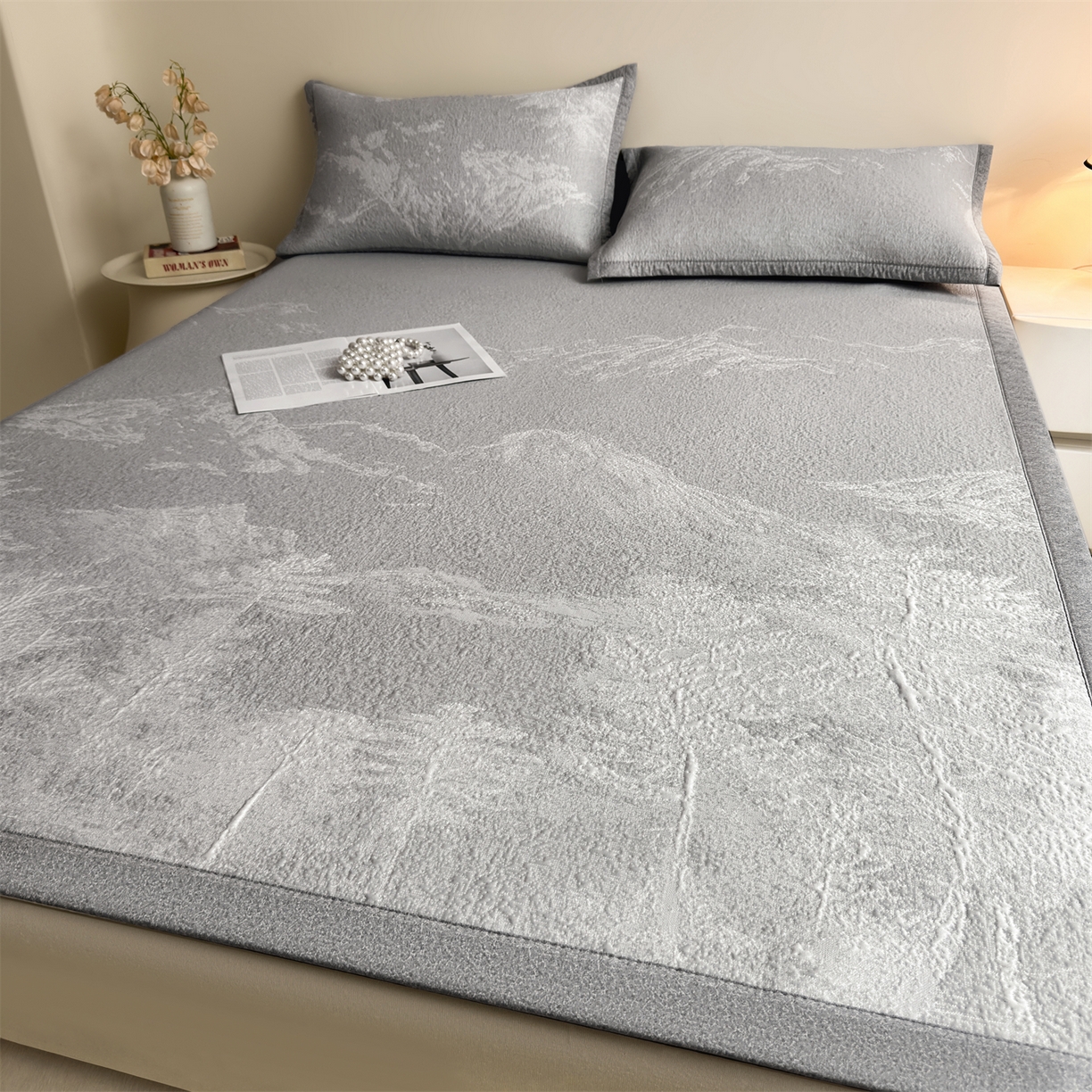 91家纺网 家纺一手货源 找家纺 慕木家纺 2026新品高端复合三明治PE乙纶双面提花610克冰豆豆凉席水墨丹青系列（提供买家秀） 床席款水墨丹青-灰