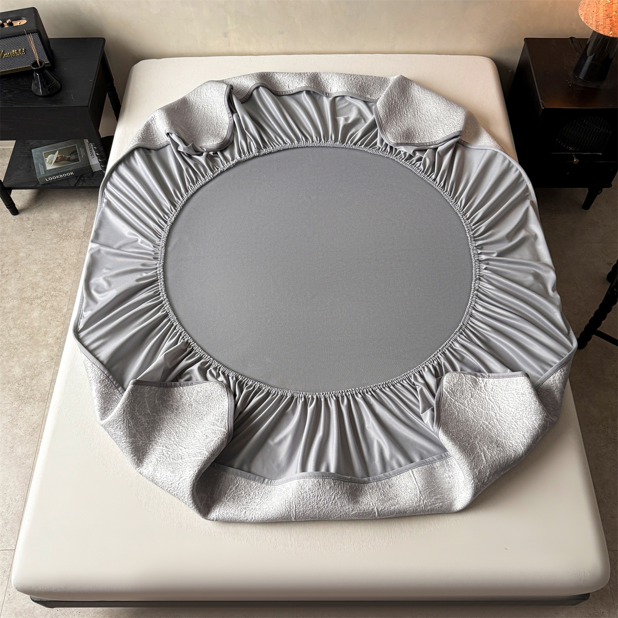 91家纺网 家纺一手货源 找家纺 慕木家纺 2026新品高端复合三明治PE乙纶双面提花610克冰豆豆凉席水墨丹青系列（提供买家秀） 床笠款水墨丹青-灰