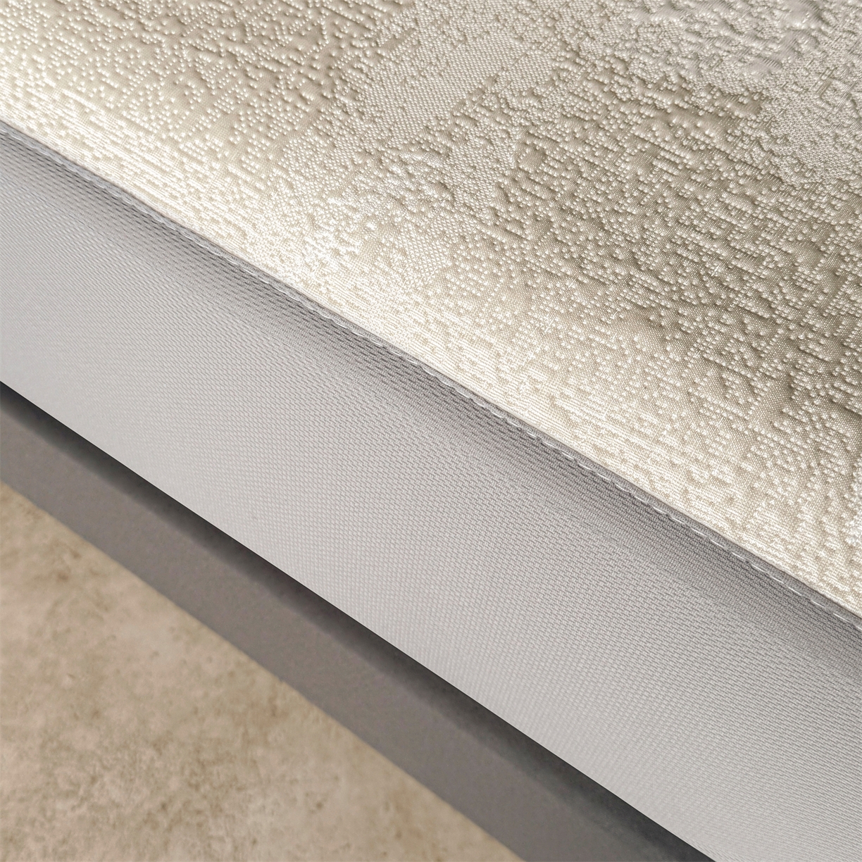 91家纺网 家纺一手货源 找家纺 慕木家纺 2026新品高端复合三明治PE乙纶双面提花610克冰豆豆凉席水墨丹青系列（提供买家秀） 床笠款水墨丹青-卡其