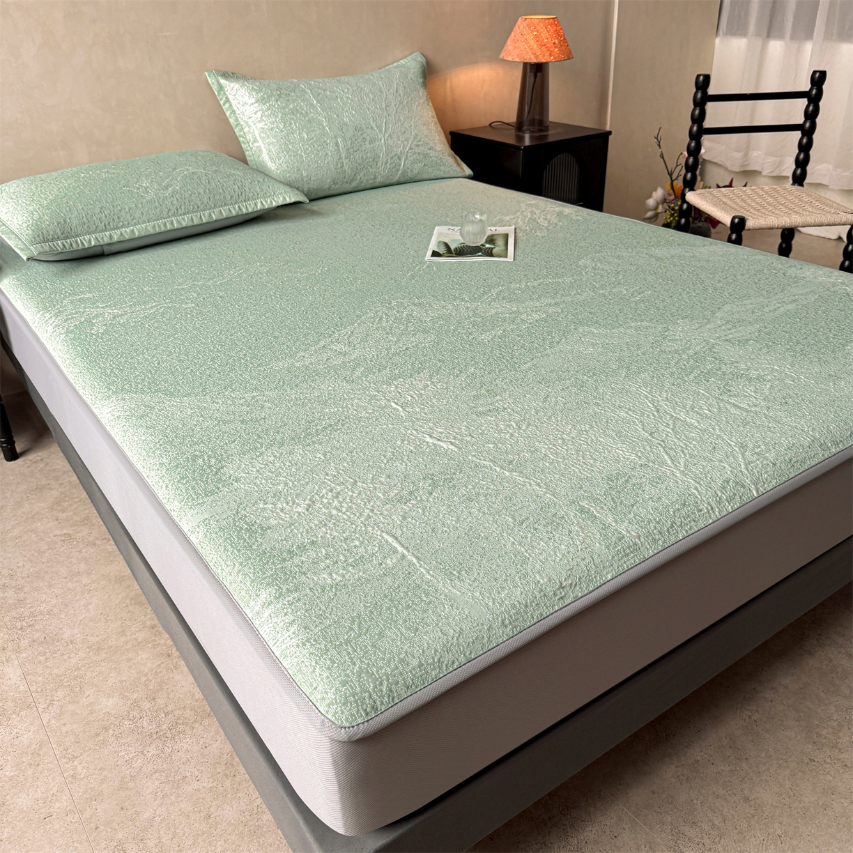 91家纺网 家纺一手货源 找家纺 慕木家纺 2026新品高端复合三明治PE乙纶双面提花610克冰豆豆凉席水墨丹青系列（提供买家秀） 床笠款水墨丹青-绿