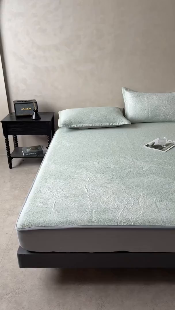 91家纺网 家纺一手货源 找家纺 慕木家纺 2026新品高端复合三明治PE乙纶双面提花610克冰豆豆凉席水墨丹青系列（提供买家秀） 床笠款水墨丹青-绿