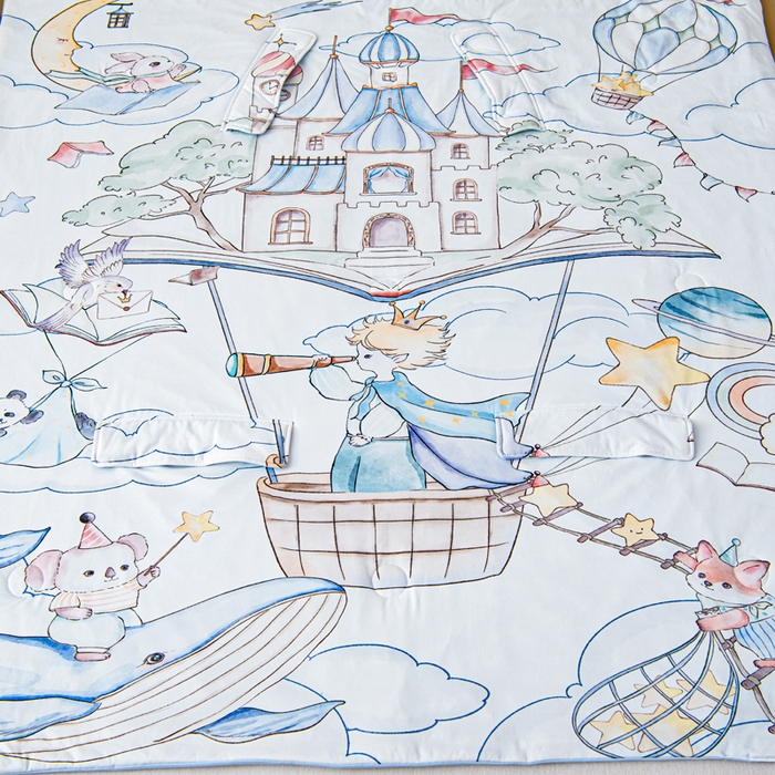 91家纺网 家纺一手货源 找家纺 吉咪兔家纺 2026新款桑蚕丝护肚防踢睡袋多功能盖毯宝宝夏被拥抱被儿童夏被儿童防踢被 小王子