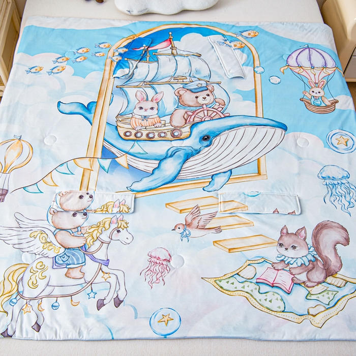 91家纺网 家纺一手货源 找家纺 吉咪兔家纺 2026新款桑蚕丝护肚防踢睡袋多功能盖毯宝宝夏被拥抱被儿童夏被儿童防踢被 鲸鱼飞船