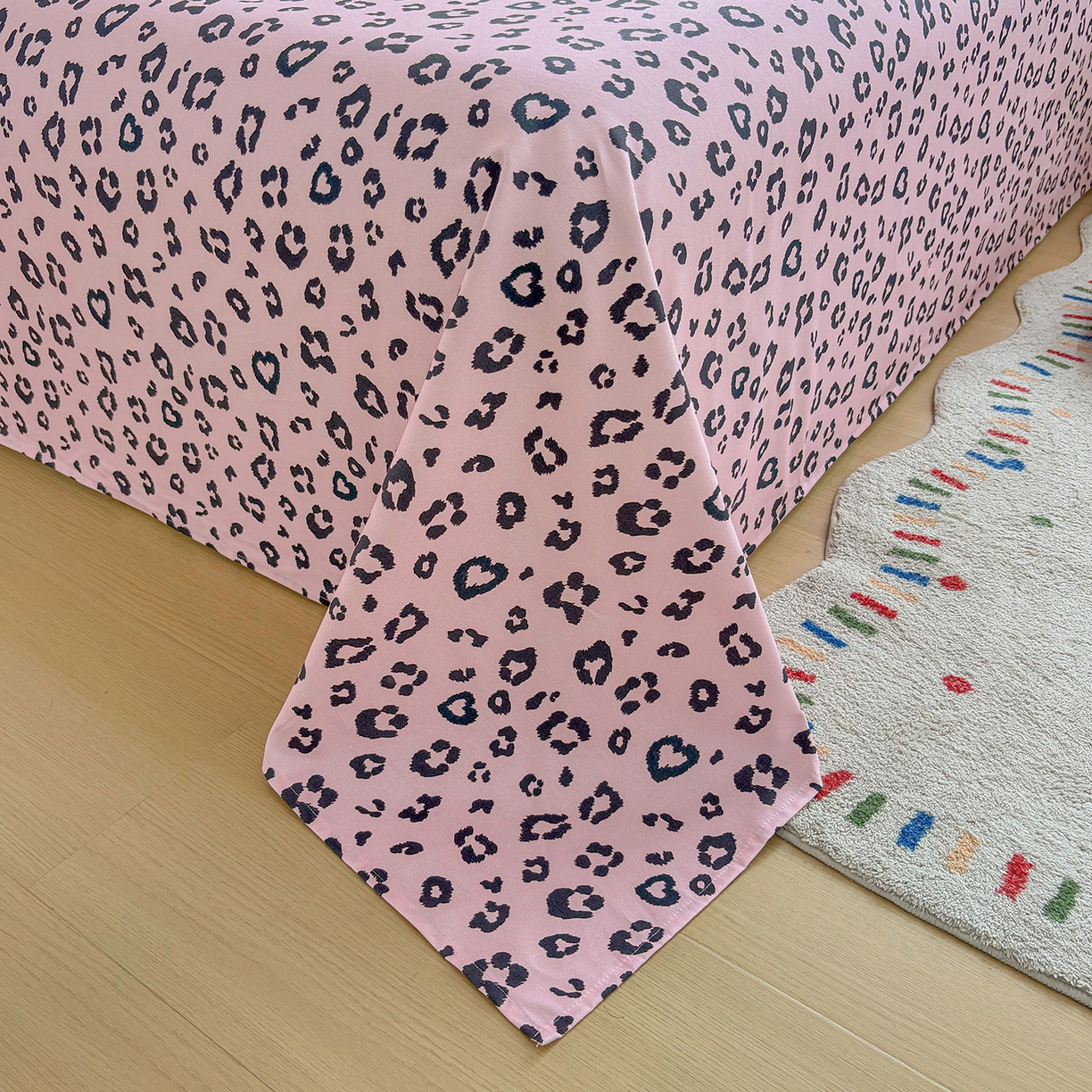 91家纺网 家纺一手货源 找家纺 慕梵家居 2026春夏新款全棉纯棉老粗布单床单 床单单件 豹纹-粉