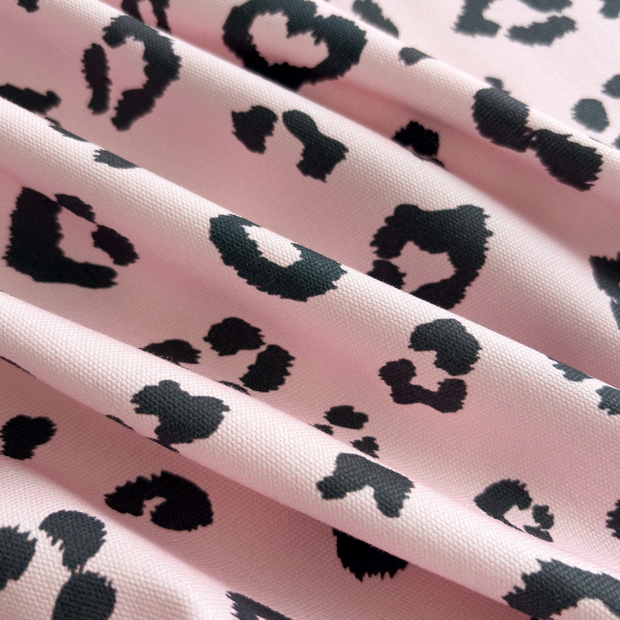 91家纺网 家纺一手货源 找家纺 慕梵家居 2026春夏新款全棉纯棉老粗布单床单 床单单件 豹纹-粉