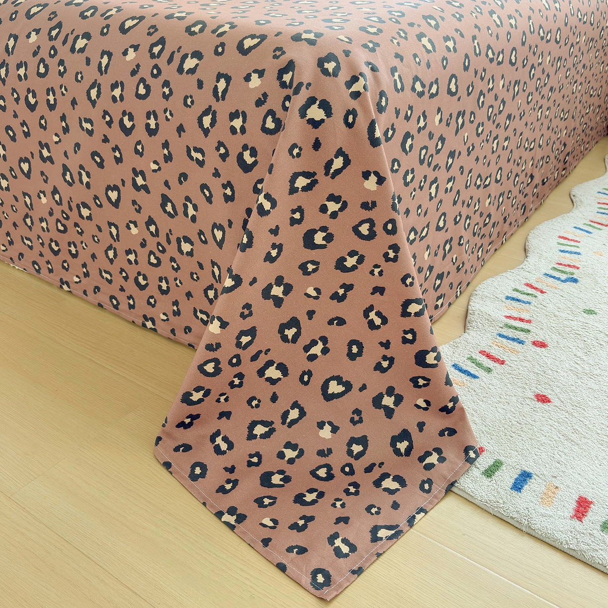 91家纺网 家纺一手货源 找家纺 慕梵家居 2026春夏新款全棉纯棉老粗布单床单 床单单件 豹纹-咖