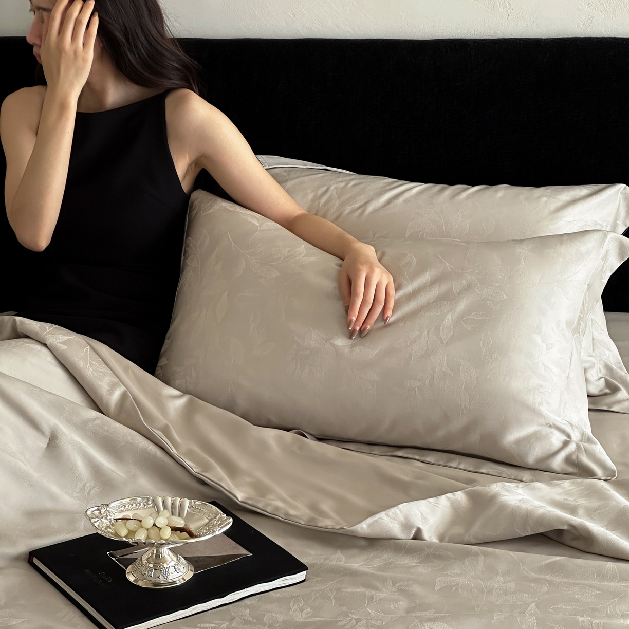 91家纺网 家纺一手货源 找家纺 佳汐蓝家纺 2026新款天丝棉麻提花可水洗有机蚕丝夏被 云烟灰