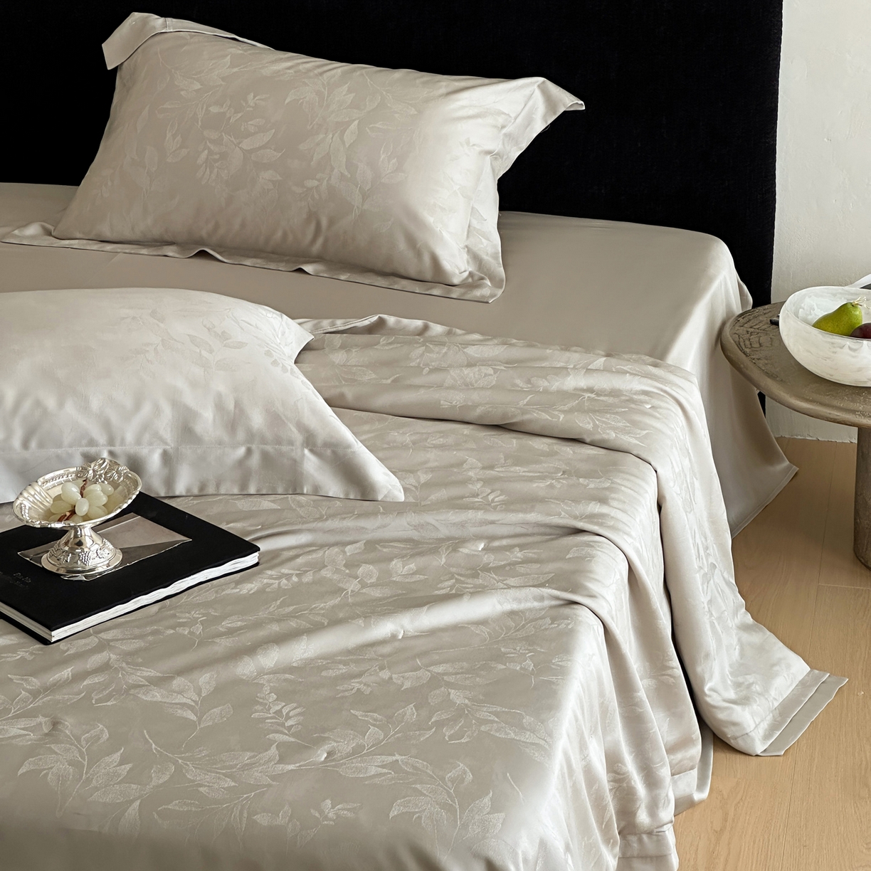 91家纺网 家纺一手货源 找家纺 佳汐蓝家纺 2026新款天丝棉麻提花可水洗有机蚕丝夏被 云烟灰