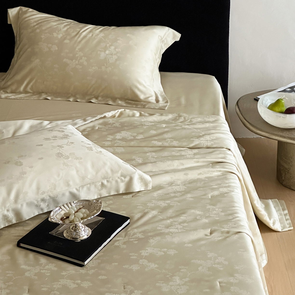 91家纺网 家纺一手货源 找家纺 佳汐蓝家纺 2026新款天丝棉麻提花可水洗有机蚕丝夏被 青提绿