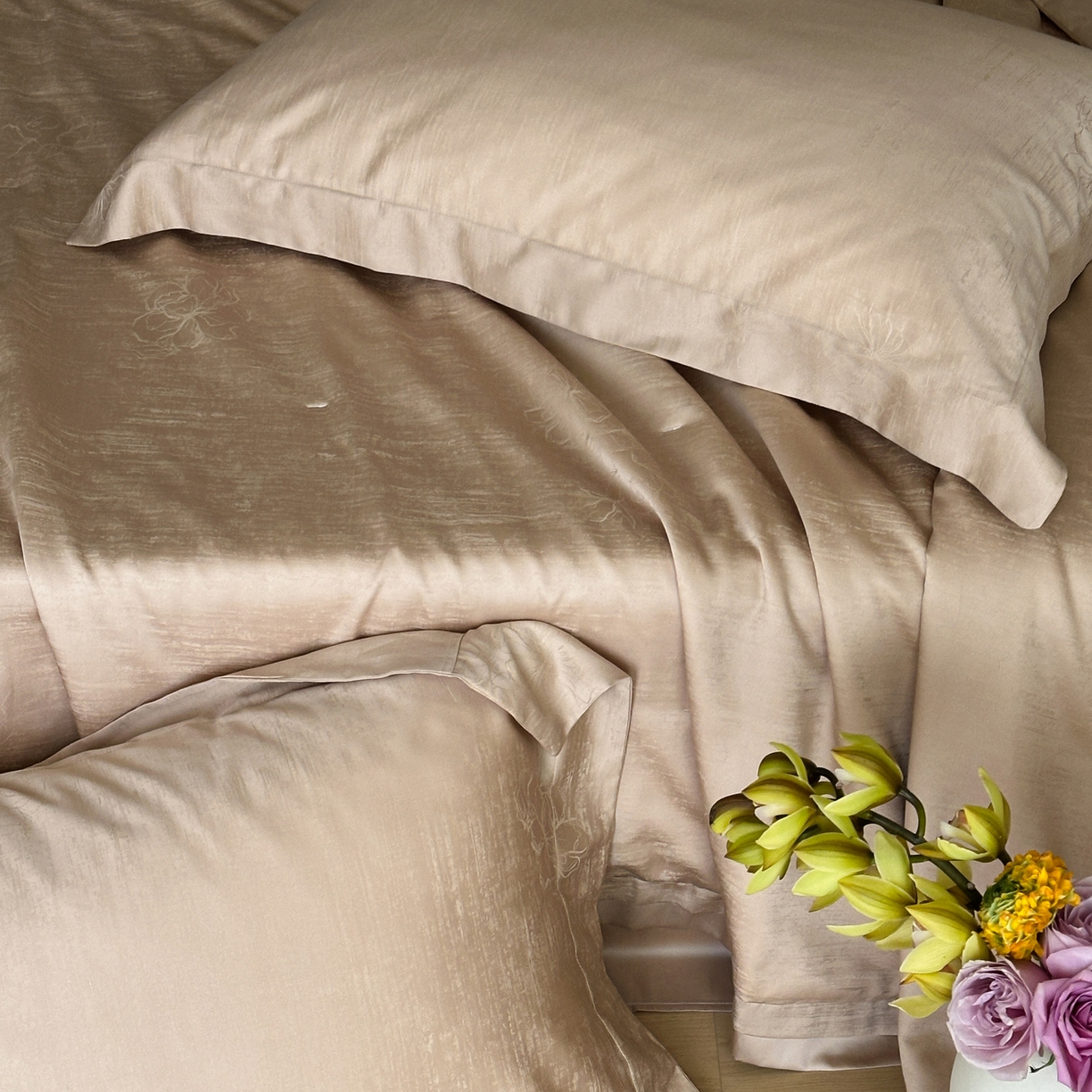 91家纺网 家纺一手货源 找家纺 佳汐蓝家纺 2026新款天丝棉麻提花可水洗有机蚕丝夏被 可可棕