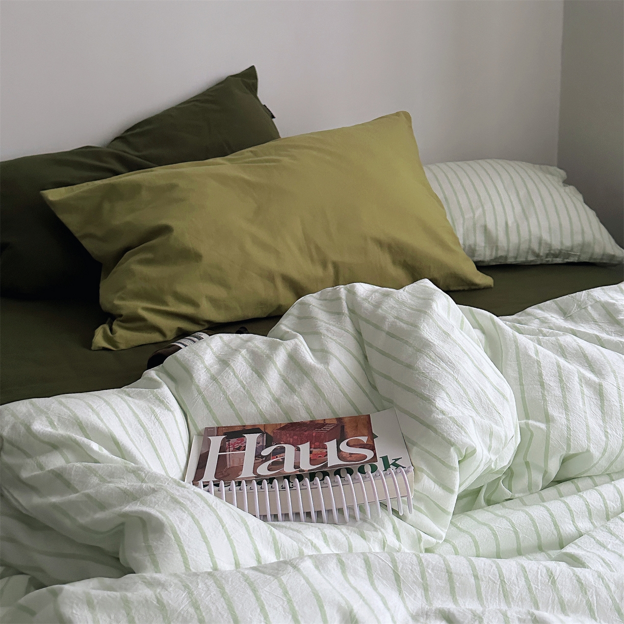 91家纺网 家纺一手货源 找家纺 （总）柚可家居 2025新款全棉色织水洗棉四件套-绿鸭湖