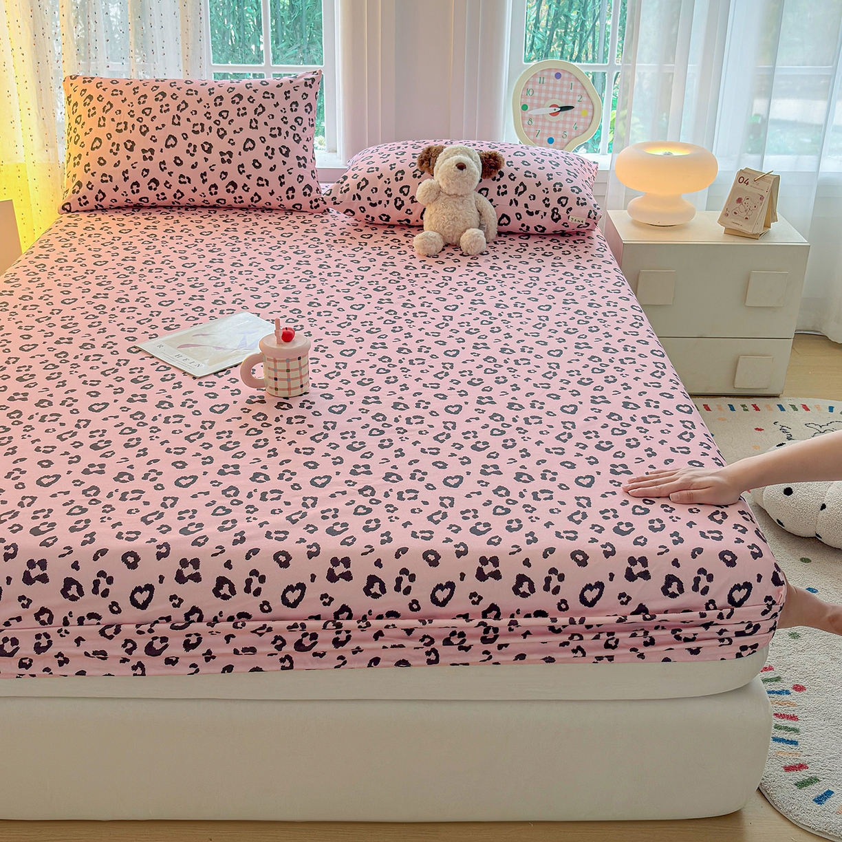 91家纺网 家纺一手货源 找家纺 慕梵家居 2026春夏新款全棉纯棉老粗布单床笠 床笠单件 豹纹-粉