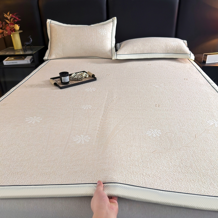 91家纺网 家纺一手货源 找家纺 （总）牵梦萦家纺 2026新款立体浮雕压花工艺豆豆凉席三件套-平铺款