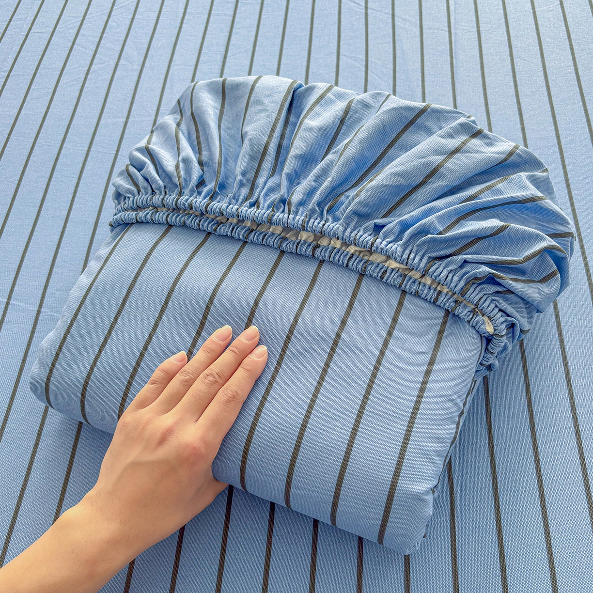 91家纺网 家纺一手货源 找家纺 慕梵家居 2026春夏新款全棉纯棉老粗布单床笠 床笠单件 兰线条