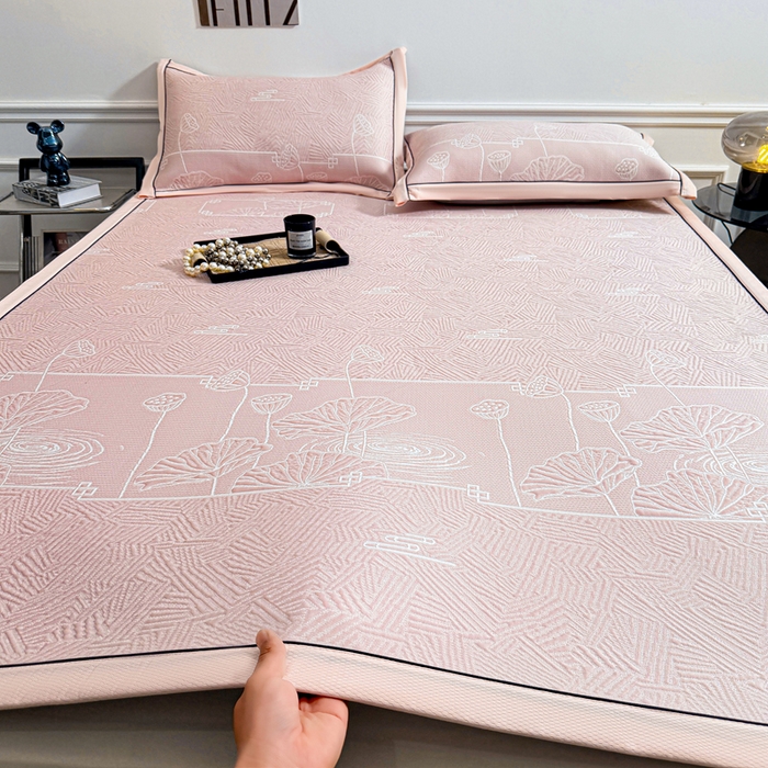 91家纺网 家纺一手货源 找家纺 （总）牵梦萦家纺 2026新款立体浮雕压花工艺豆豆凉席三件套-平铺款