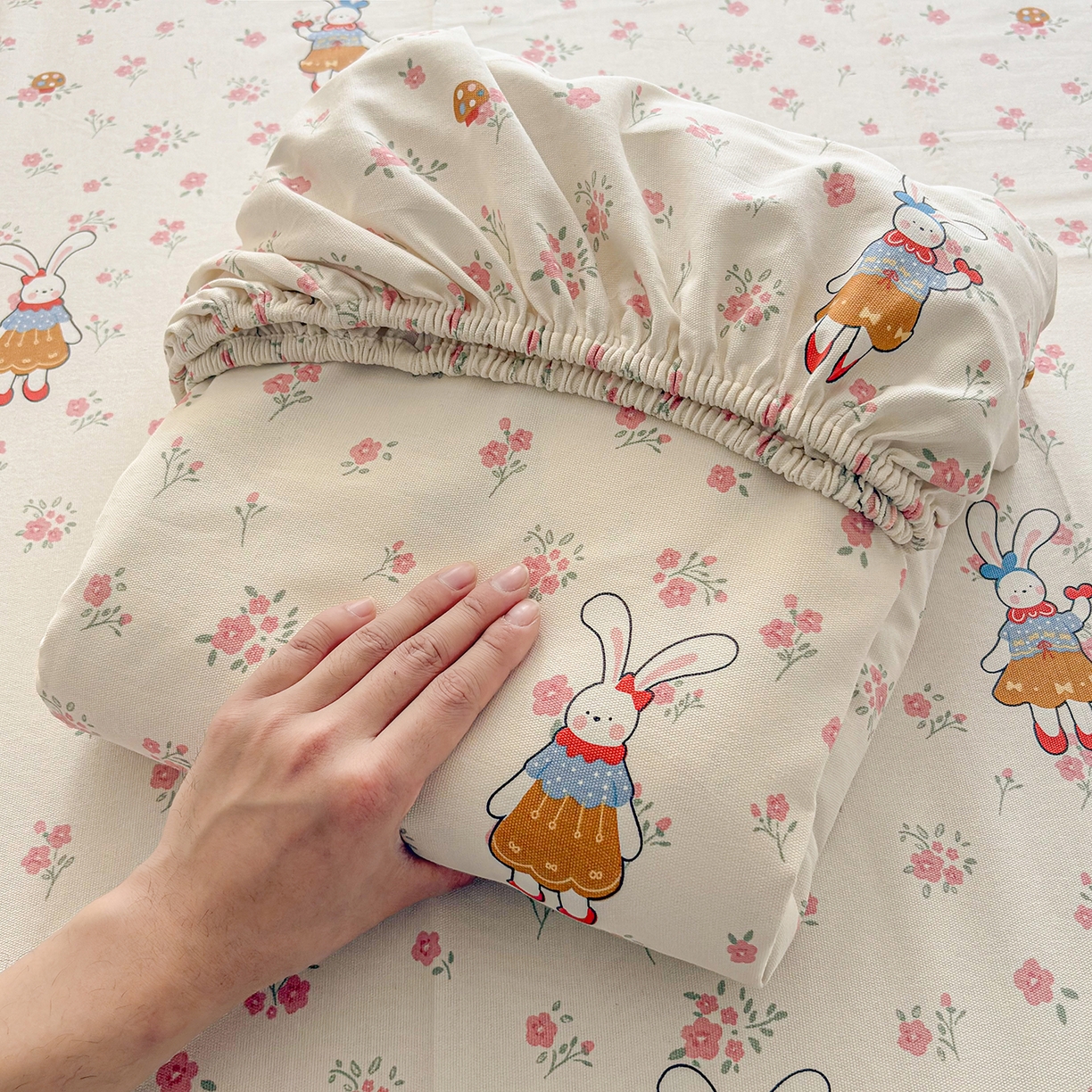 91家纺网 家纺一手货源 找家纺 慕梵家居 2026春夏新款全棉纯棉老粗布单床笠 床笠单件 蘑菇兔