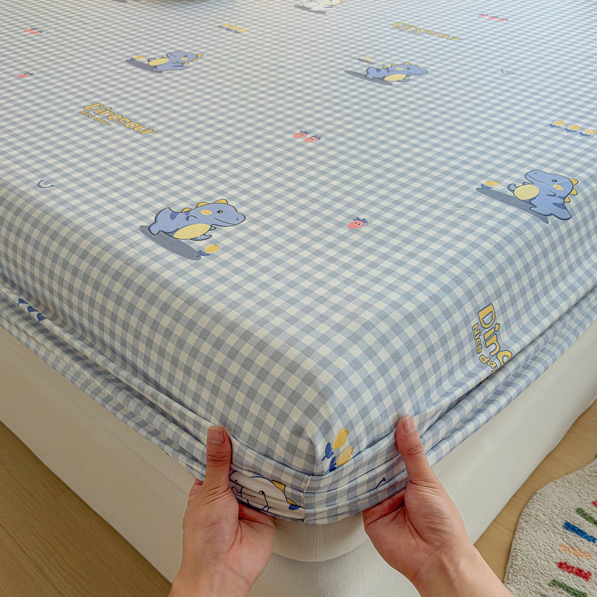 91家纺网 家纺一手货源 找家纺 慕梵家居 2026春夏新款全棉纯棉老粗布单床笠 床笠单件 小恐龙