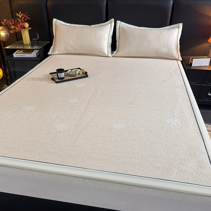 91家纺网 家纺一手货源 找家纺 牵梦萦家纺 2026新款立体浮雕压花工艺豆豆凉席三件套-平铺款 彩蝶-白